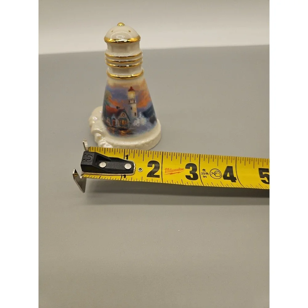 Lenox Thomas Kinkade‎ Collection Lighthouse Salt & Pepper Shakers 3